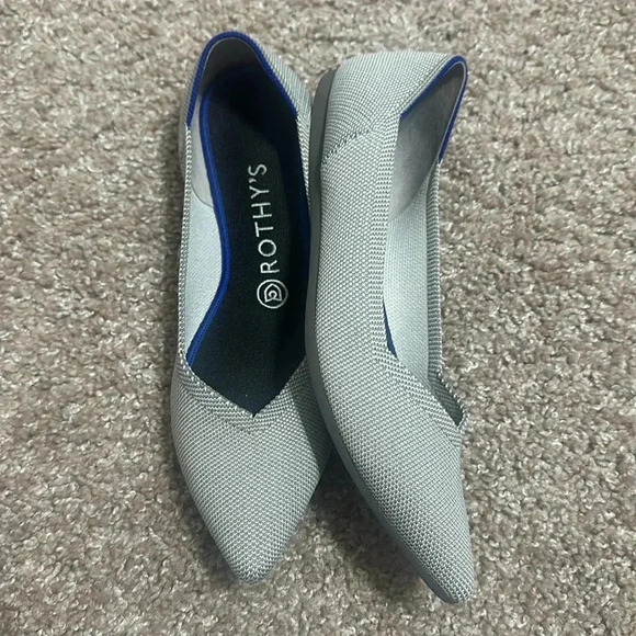 Rothy’s - Picture 4 of 7